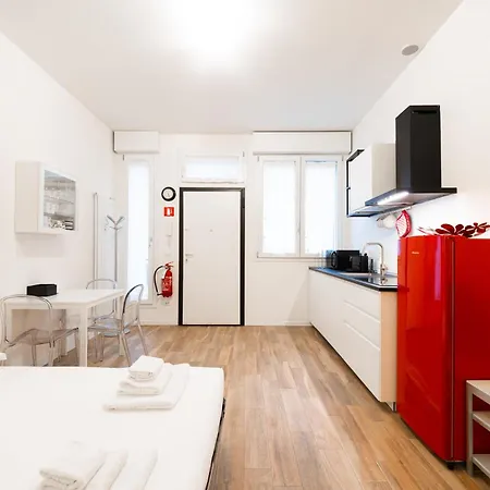 Appartement Iside Elegant In The Heart Of