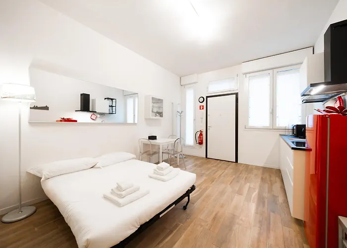 Appartement Iside Elegant In The Heart Of Bologne